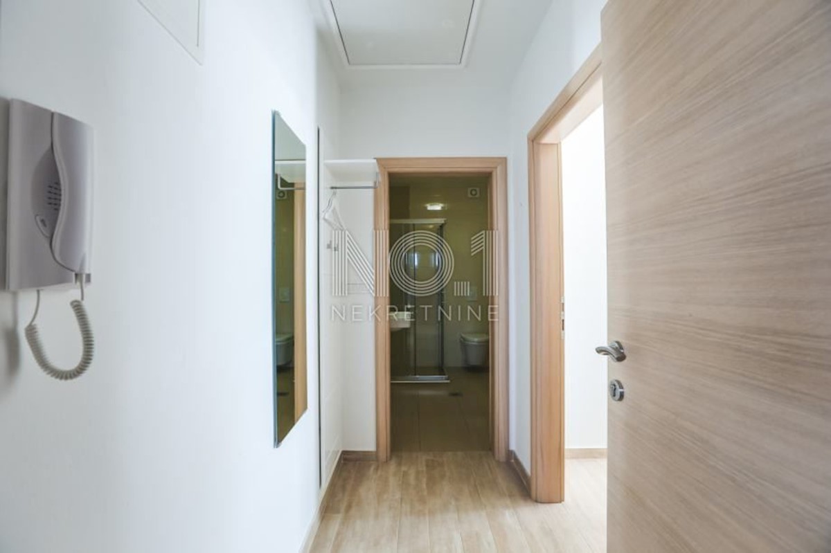 Apartment Zu verkaufen - PRIMORSKO-GORANSKA RAB