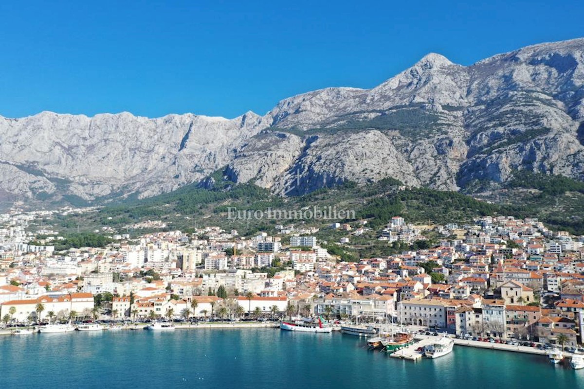 Flat For sale - SPLITSKO-DALMATINSKA MAKARSKA