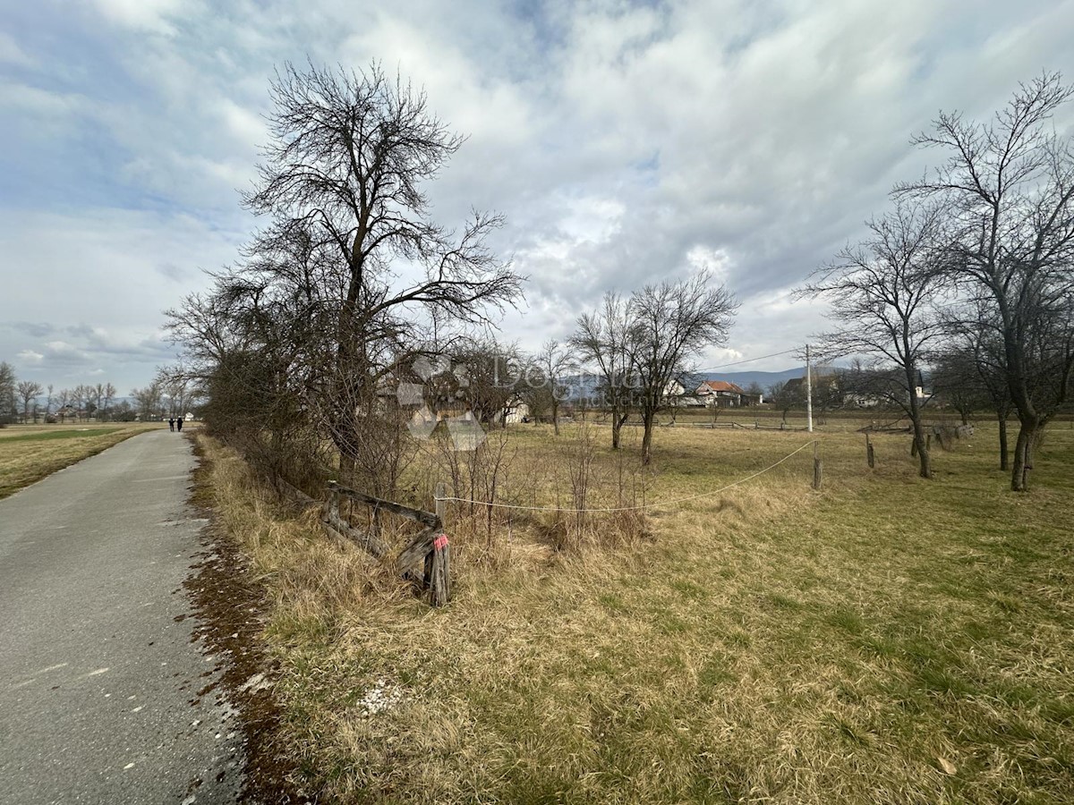 Kuća Na prodaju - LIČKO-SENJSKA OTOČAC