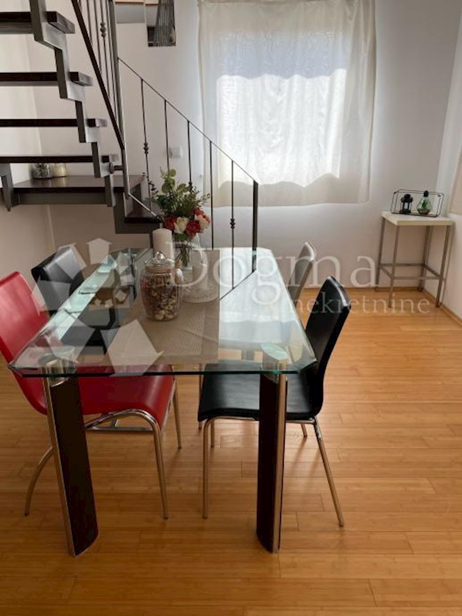 Apartment Zu verkaufen - SPLITSKO-DALMATINSKA STARI GRAD