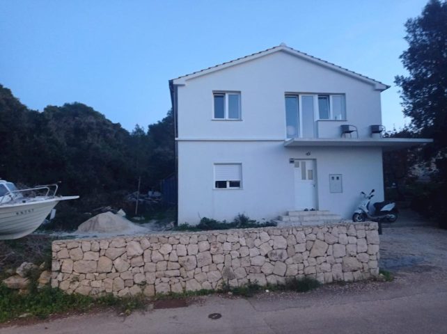 Casa In vendita - Šibensko-kninska Rogoznica - foto 2/6