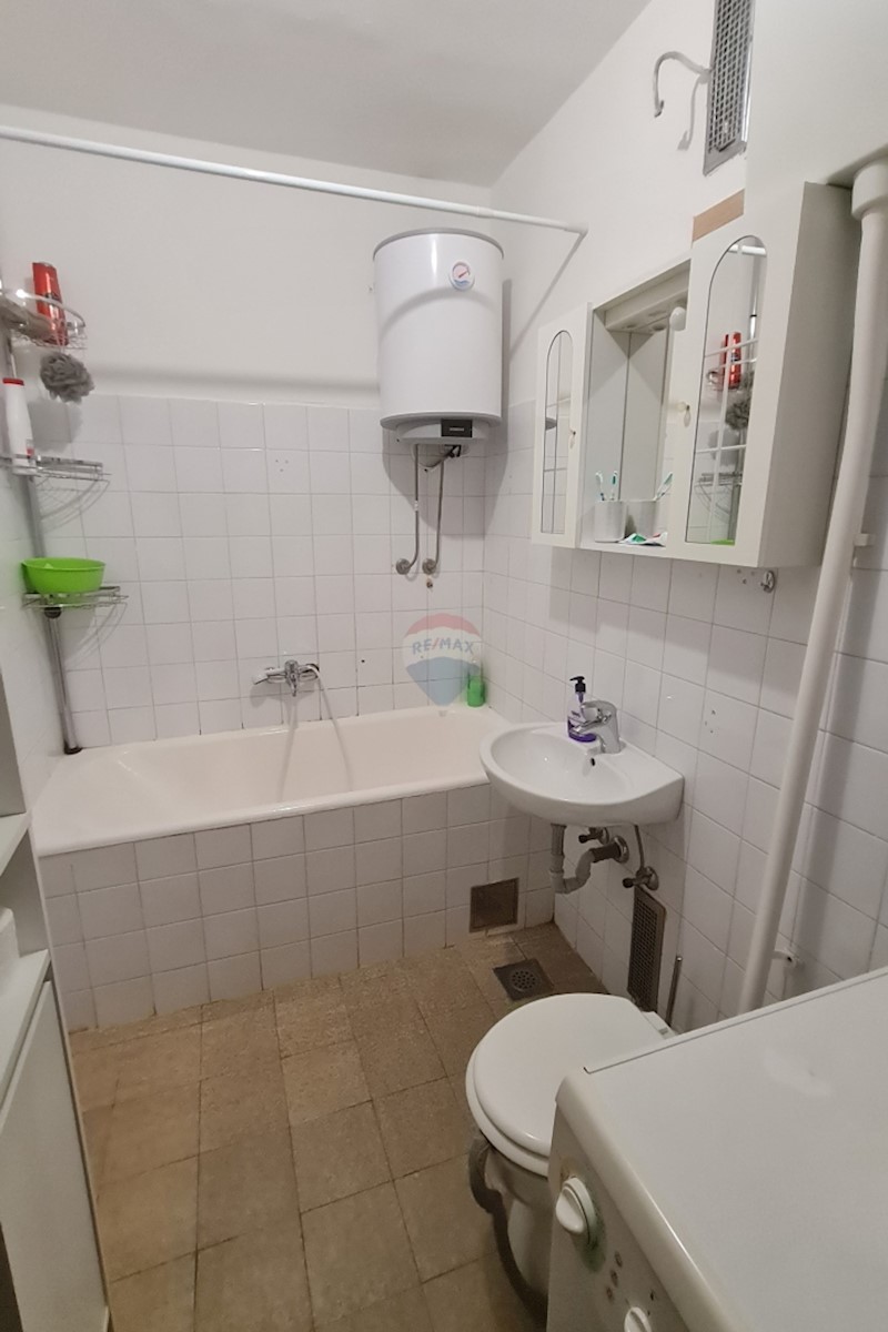 Apartma Na predaj - ŠIBENSKO-KNINSKA KNIN