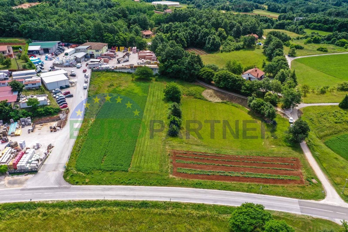 Land For sale - ISTARSKA PAZIN