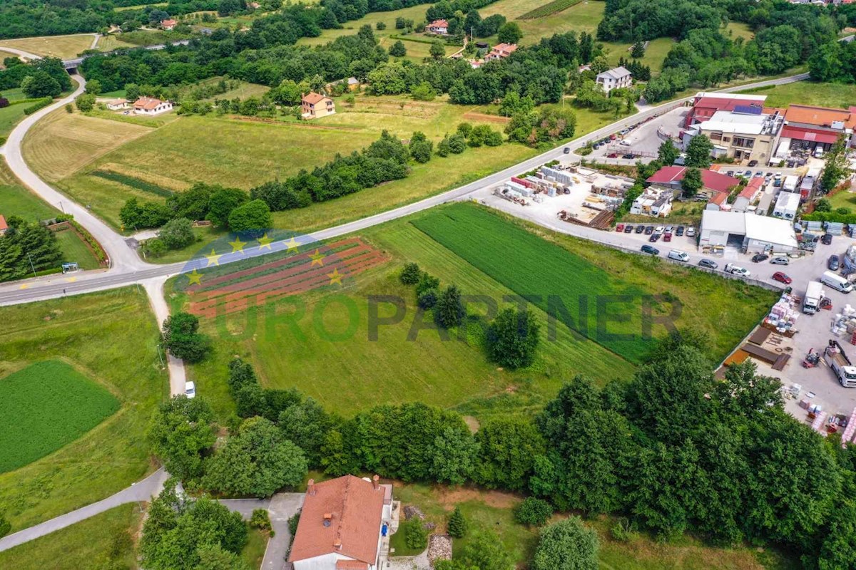 Land For sale - ISTARSKA PAZIN