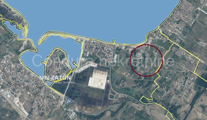 Land for sale 1500 m² – Nin