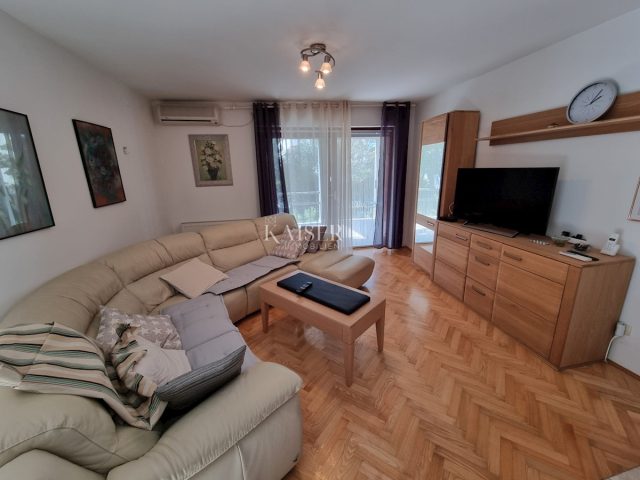 Flat for sale 115 m² – Selce