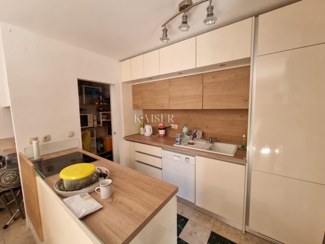 House for sale 315 m² – Selce