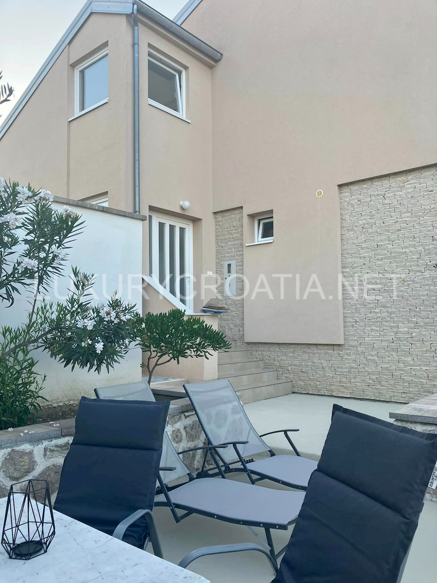 Maison À vendre - ZADARSKA POSEDARJE