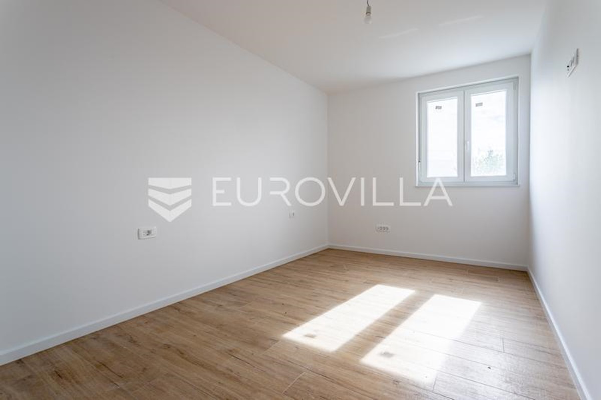 Apartmán Na predaj - SPLITSKO-DALMATINSKA KAŠTELA