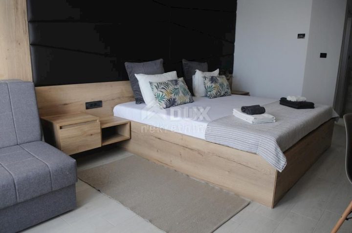 Locaux commerciaux à vendre 550 m² – Novi Vinodolski