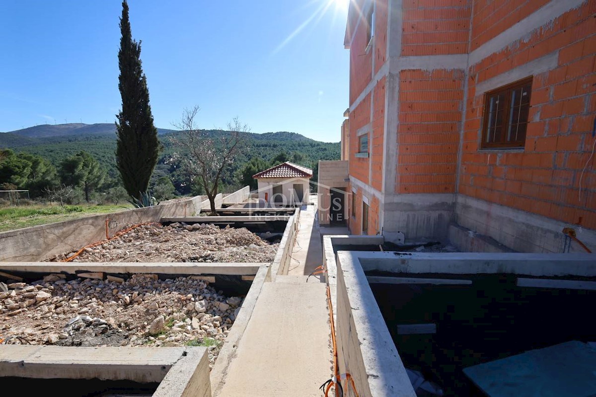 Haus Zu verkaufen - ŠIBENSKO-KNINSKA ŠIBENIK