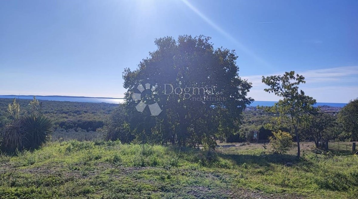 Land For sale - ISTARSKA BALE