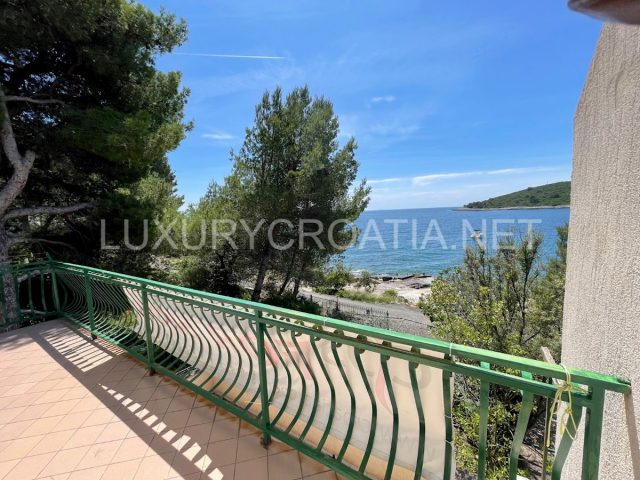 Dom na predaj 220 m² – Šolta