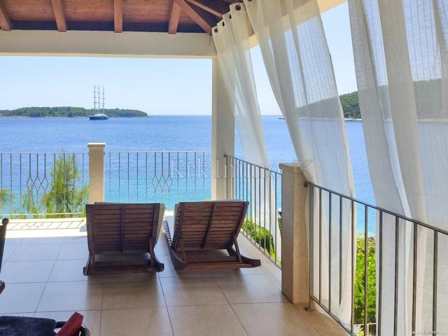 Casa in vendita 250 m² – Korčula