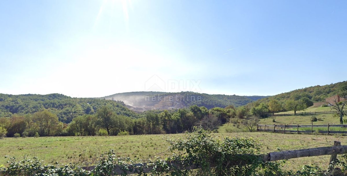 Pozemok Na predaj - ISTARSKA PIĆAN