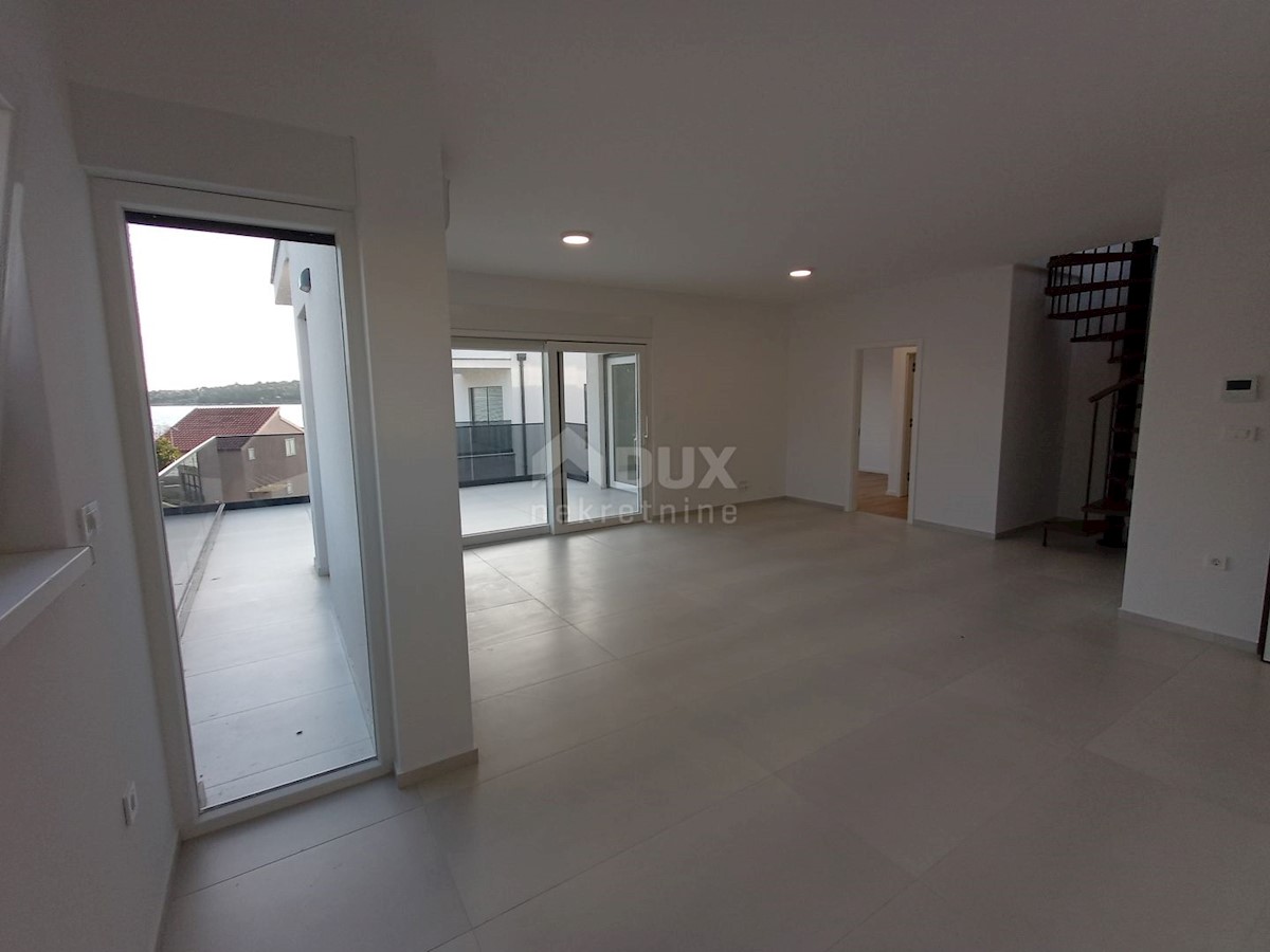 Appartement À vendre - šibensko-kninska Vodice - foto 2/18