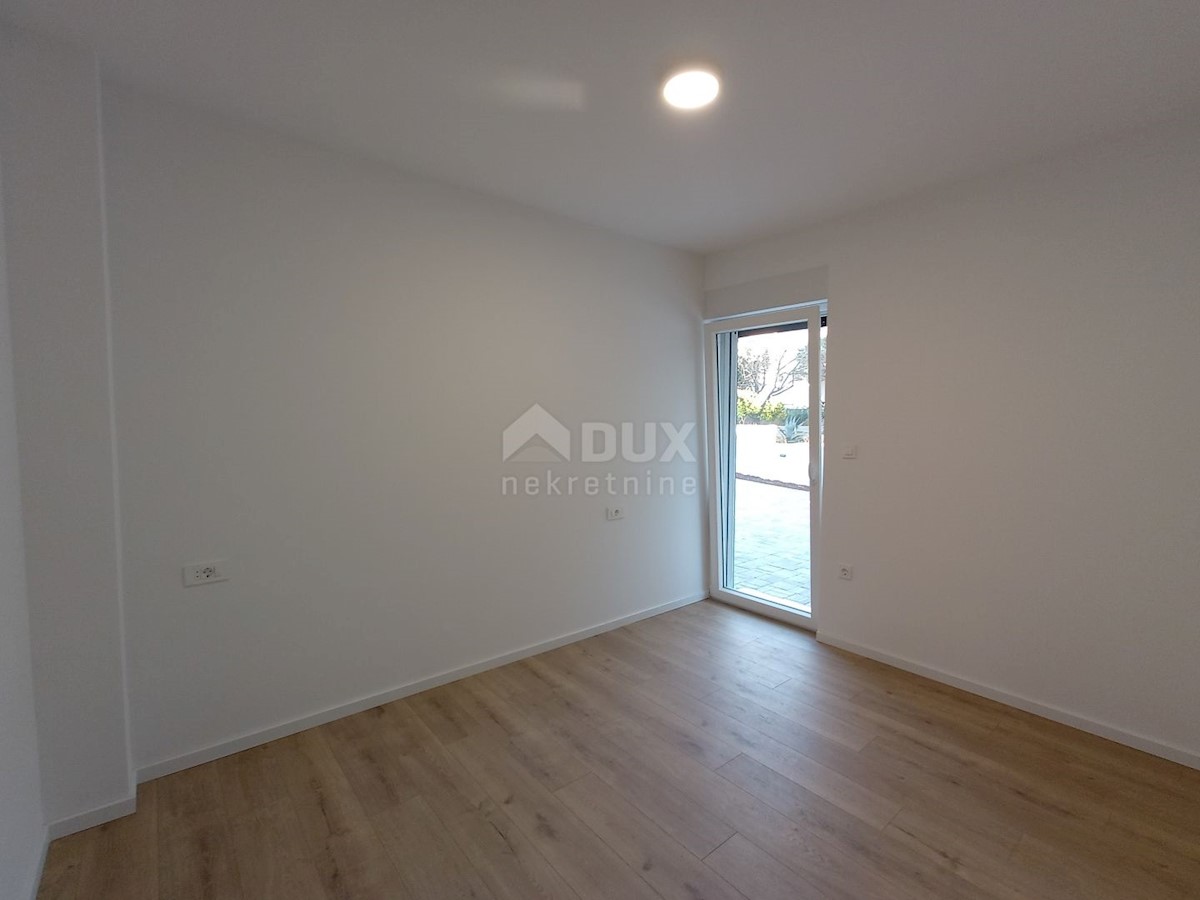 Apartma Na predaj - ŠIBENSKO-KNINSKA VODICE