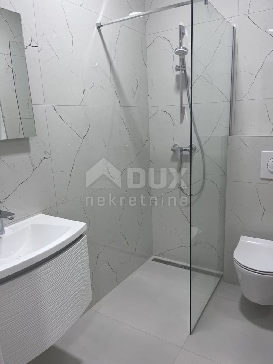 Appartement À vendre - ŠIBENSKO-KNINSKA VODICE