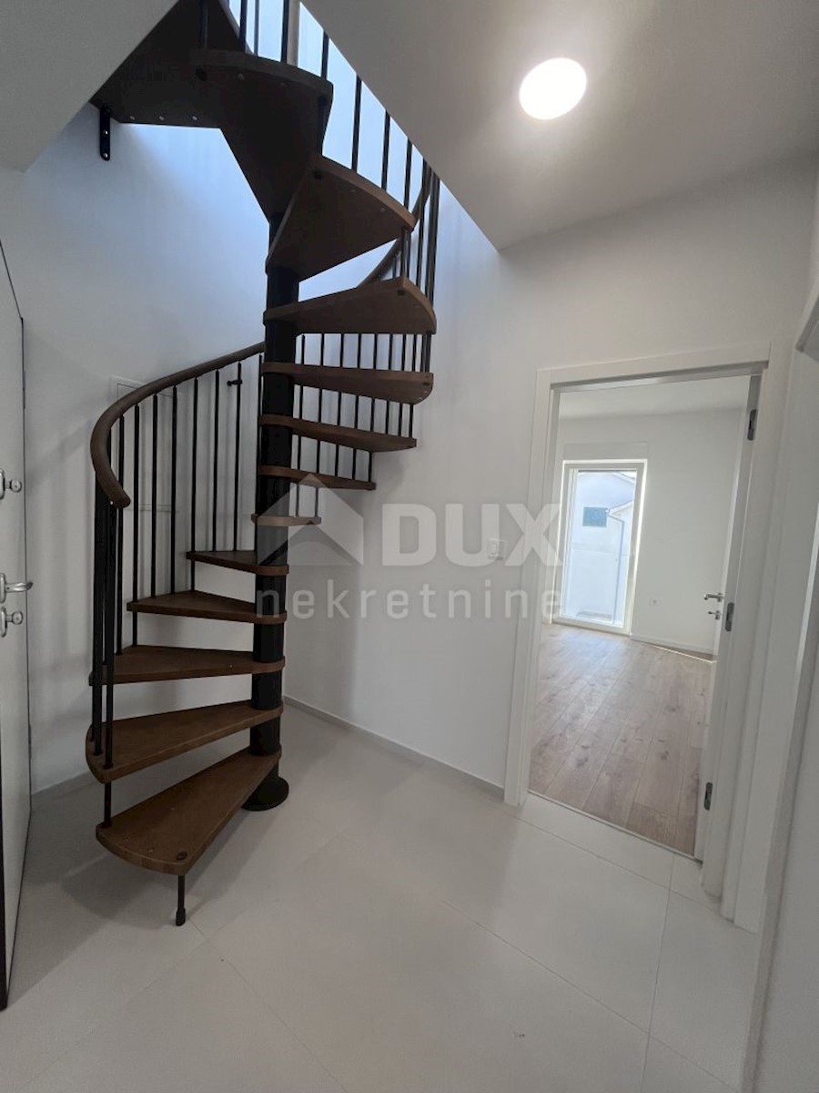 Appartement À vendre - ŠIBENSKO-KNINSKA VODICE