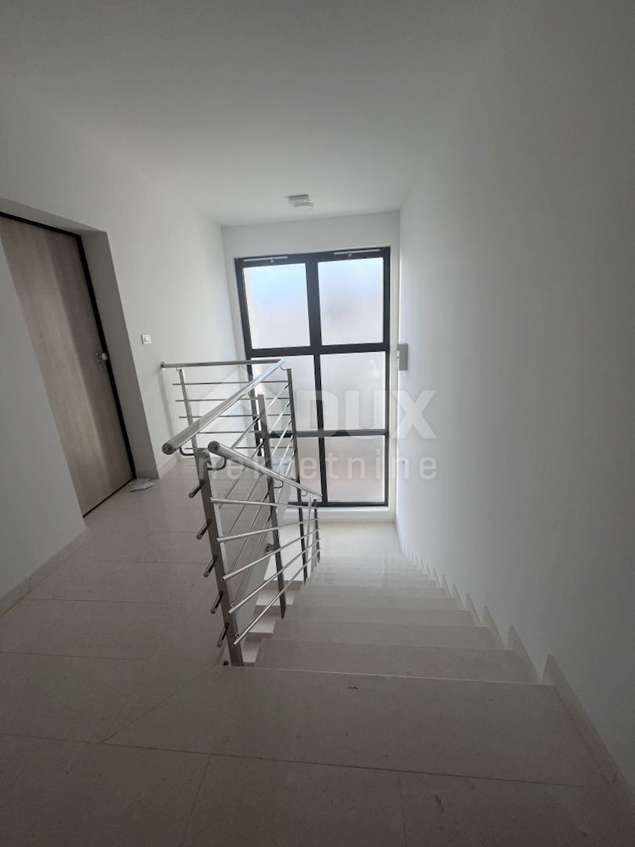 Appartement À vendre - ŠIBENSKO-KNINSKA VODICE