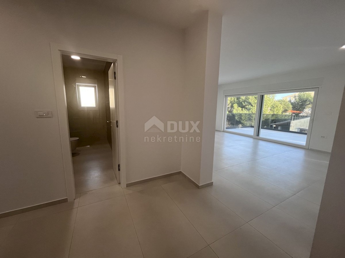 Appartement À vendre - ŠIBENSKO-KNINSKA VODICE