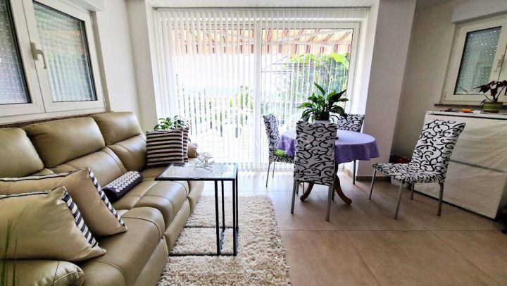 Apartma na predaj 40 m² – Oprič
