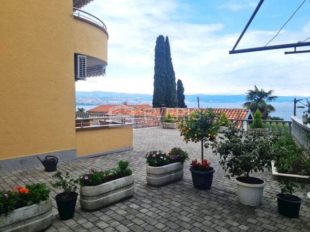 Mieszkanie Na sprzedaż - Primorsko-goranska Opatija - foto 4/5