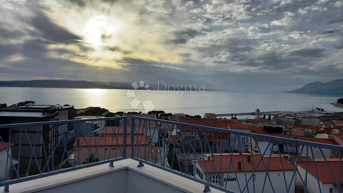 Apartment Zu verkaufen - SPLITSKO-DALMATINSKA BAŠKA VODA