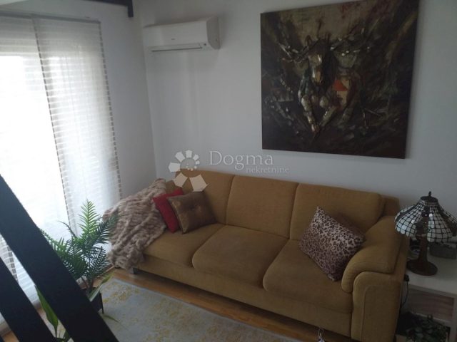 Flat For sale - Splitsko-dalmatinska Solin - foto 3/12