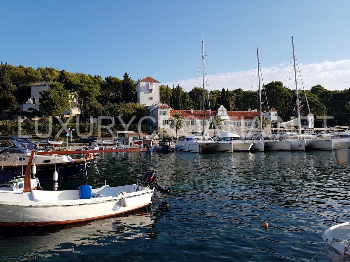 Kuća Na prodaju - SPLITSKO-DALMATINSKA ŠOLTA