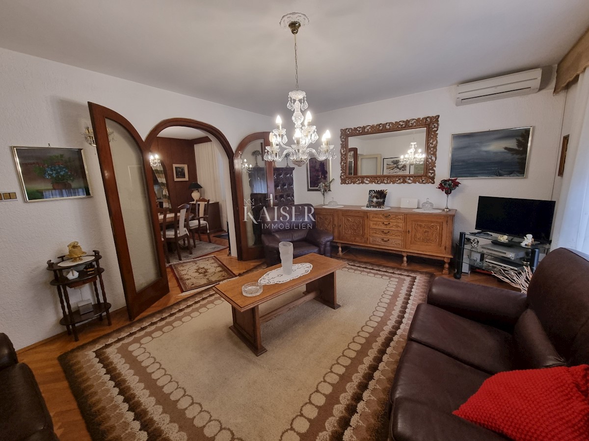 House For sale - PRIMORSKO-GORANSKA NOVI VINODOLSKI