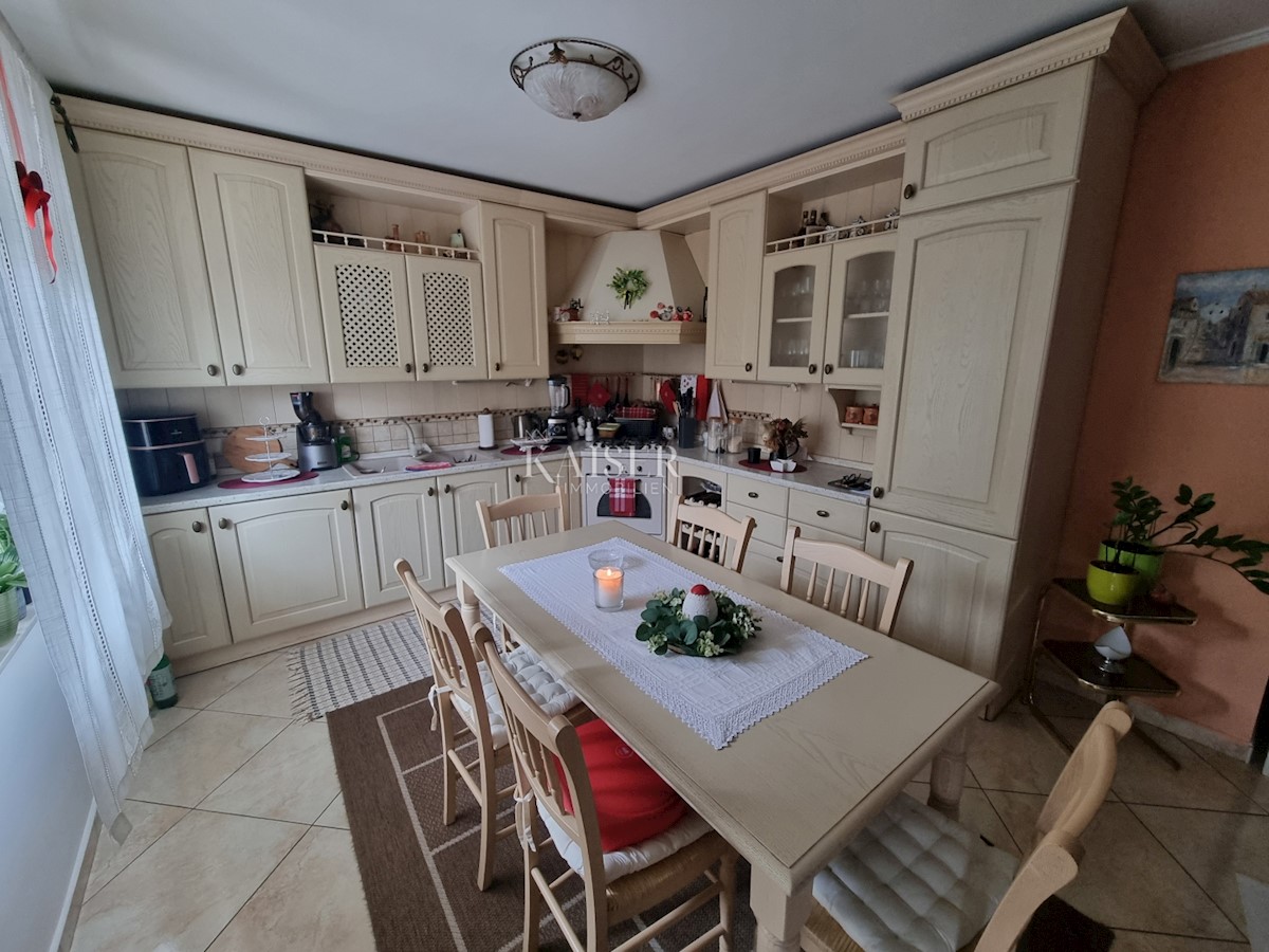 House For sale - Primorsko-goranska Novi Vinodolski - foto 2/23