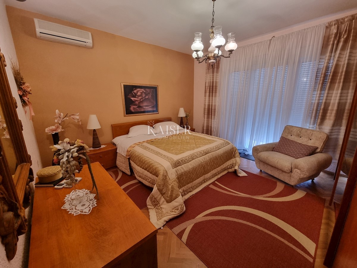 House For sale - PRIMORSKO-GORANSKA NOVI VINODOLSKI