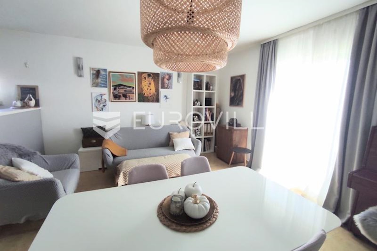 Flat For sale - SPLITSKO-DALMATINSKA KAŠTELA