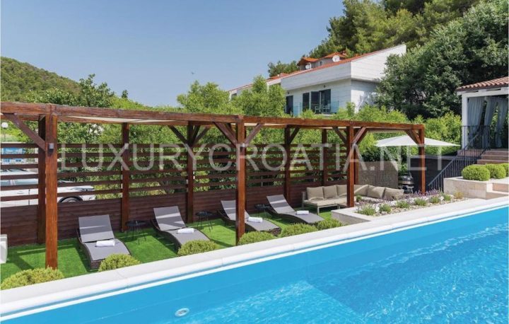 House for sale 240 m² – Zaton