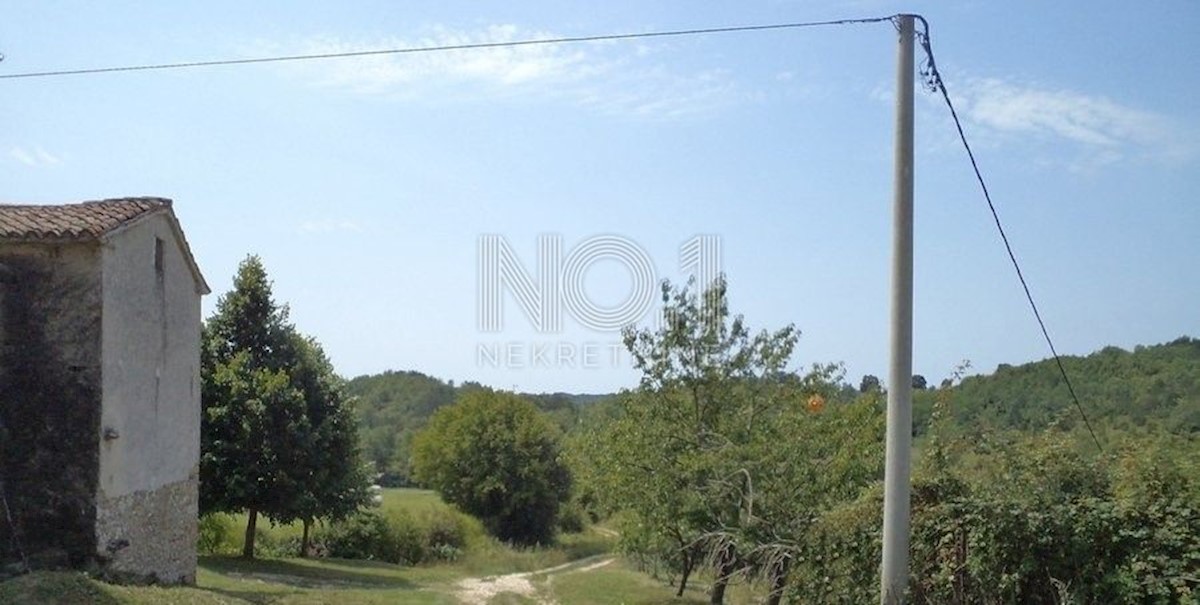 Land For sale - ISTARSKA KAROJBA