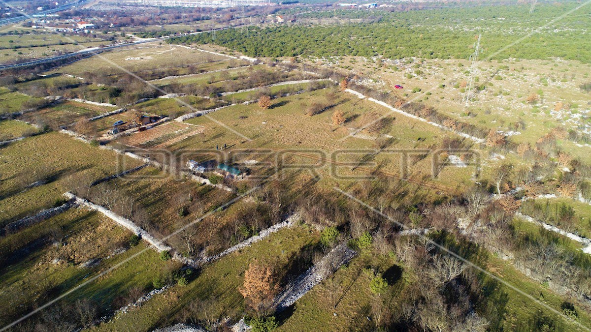 Terrain À vendre - SPLITSKO-DALMATINSKA KLIS