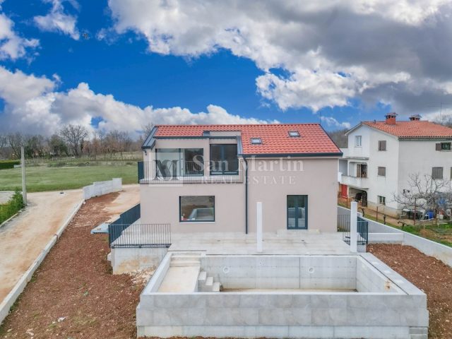 Casa in vendita 200 m² – Poreč
