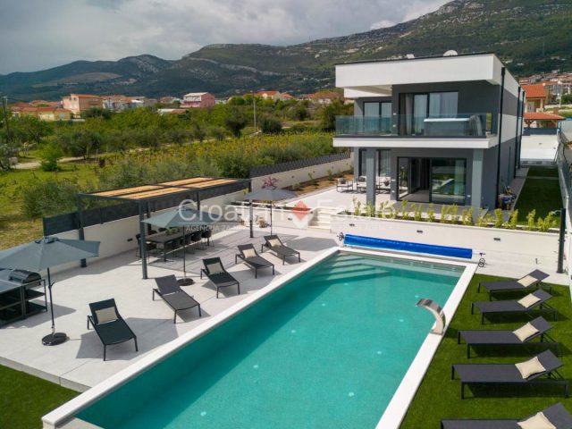 Maison À vendre - Splitsko-dalmatinska Split - foto 2/17