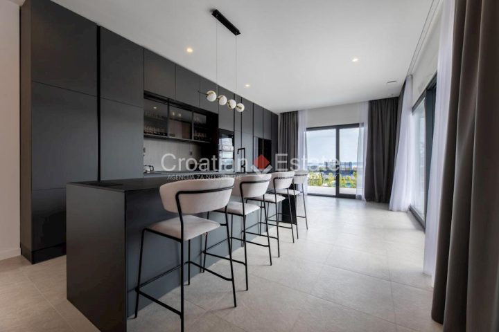 Maison À vendre - Splitsko-dalmatinska Split - foto 4/17