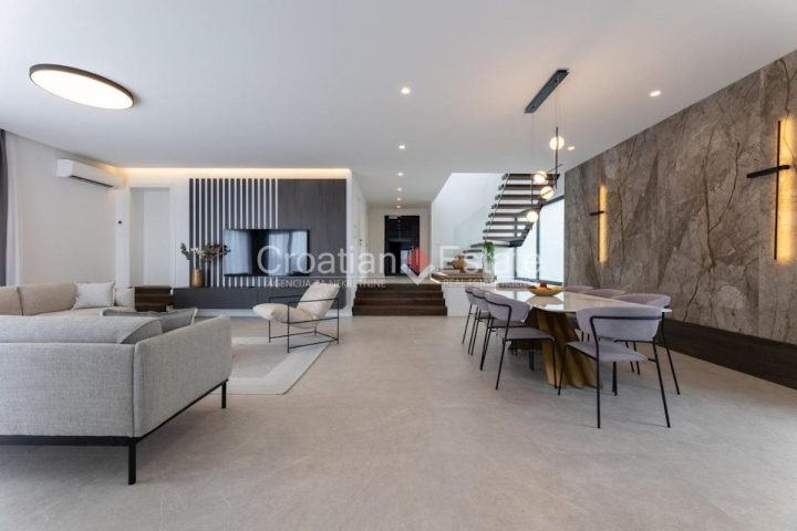 Maison À vendre - Splitsko-dalmatinska Split - foto 5/17