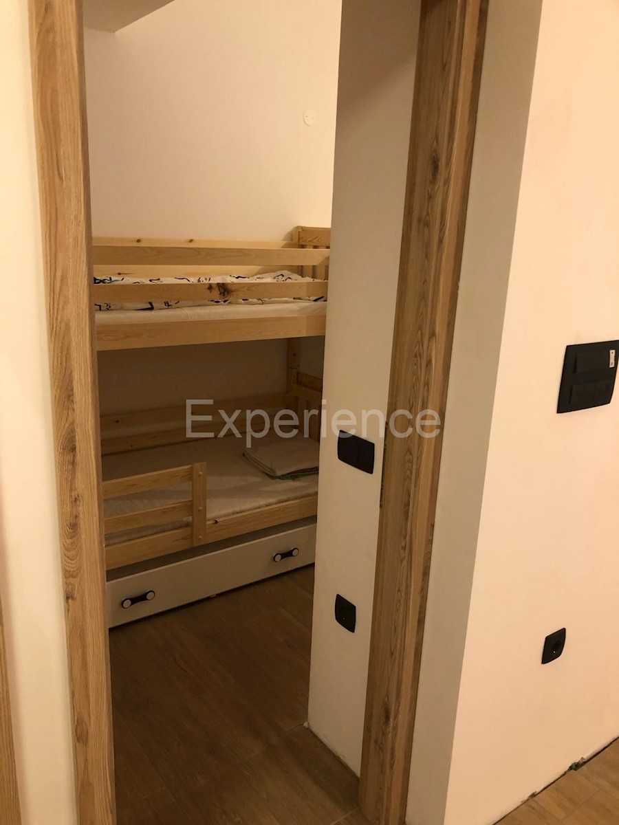 Apartmán Na predaj - ISTARSKA POREČ