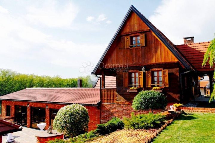 Lokal użytkowy na sprzedaż 674 m² – Kutina