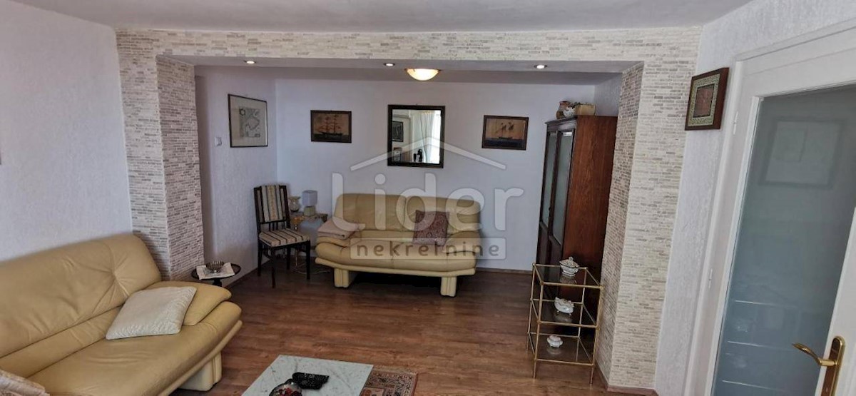 Flat For rent - PRIMORSKO-GORANSKA KOSTRENA