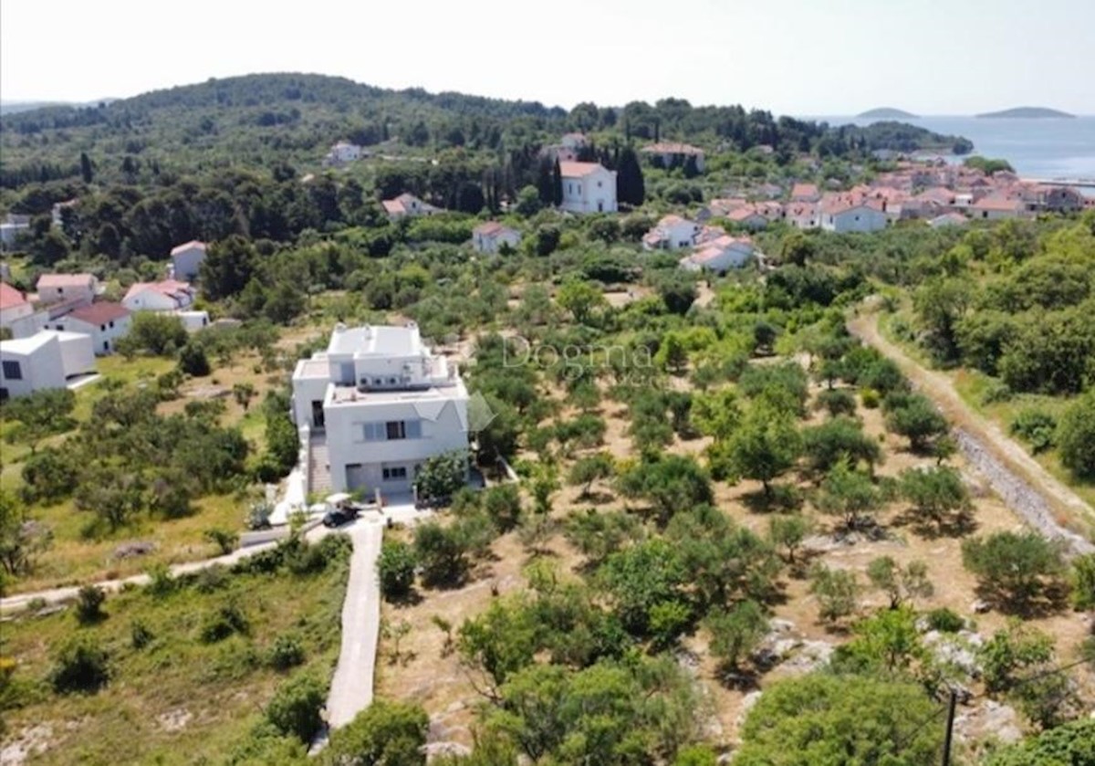 Land For sale - ŠIBENSKO-KNINSKA VODICE