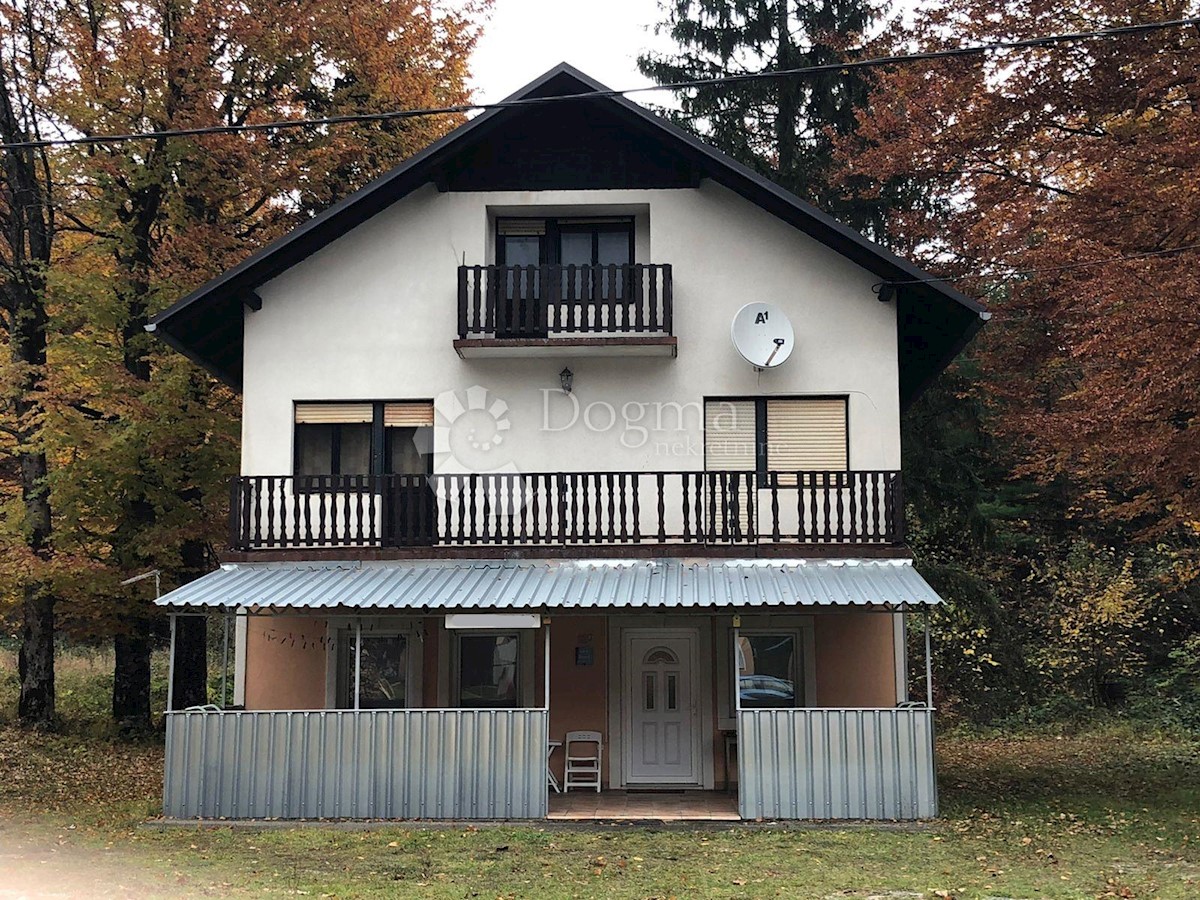 Casa In vendita - KARLOVAČKA OGULIN