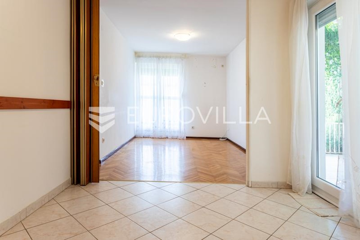 Apartment Zu verkaufen - SPLITSKO-DALMATINSKA SPLIT