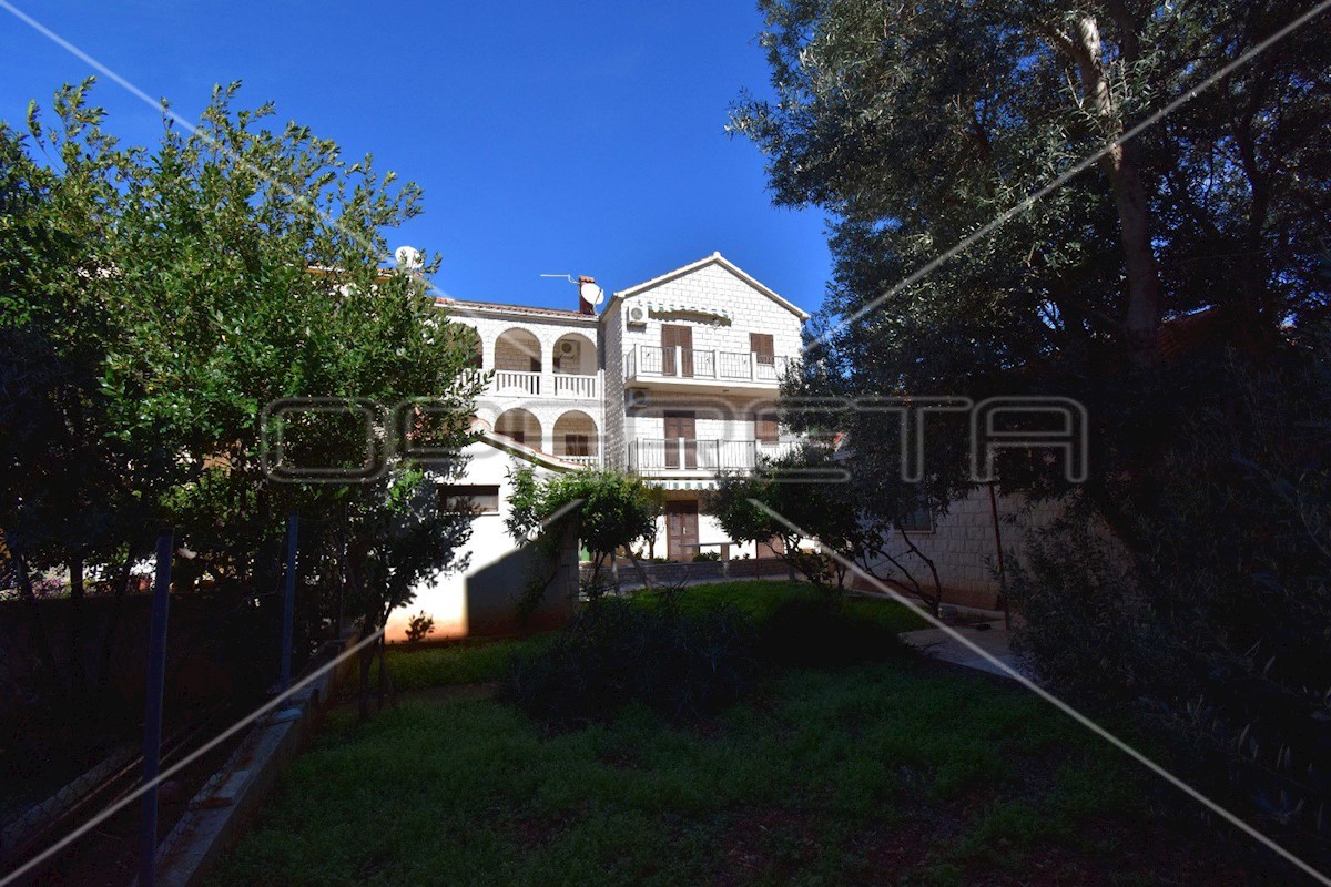 House For sale - SPLITSKO-DALMATINSKA SPLIT