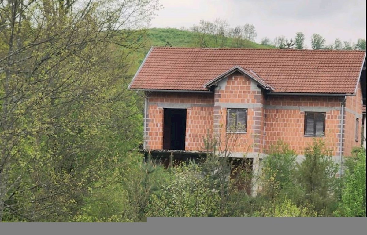 Dom Na predaj - KARLOVAČKA SLUNJ