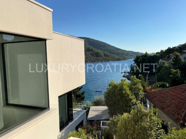 Casa in vendita 400 m² – Prižba